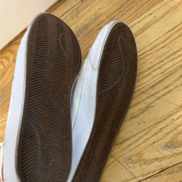 Nike Blazer Mid 77 Catechu Women White Pink Embroidered Sneakers size 8.5 EUC - Picture 5 of 6